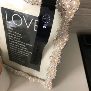 Fitbit Inspire HR Heart Rate and Fitness Tracker